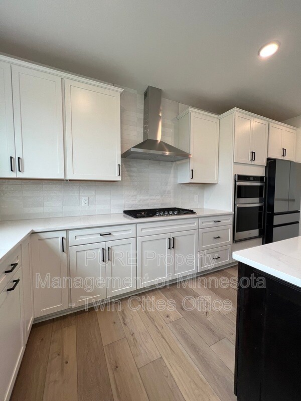 Foto del edificio - 10334 McGregor Blvd