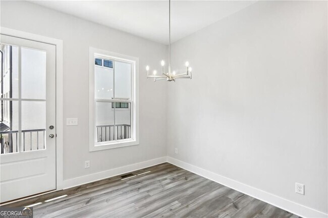 Foto del edificio - 138 Chestnut Cir