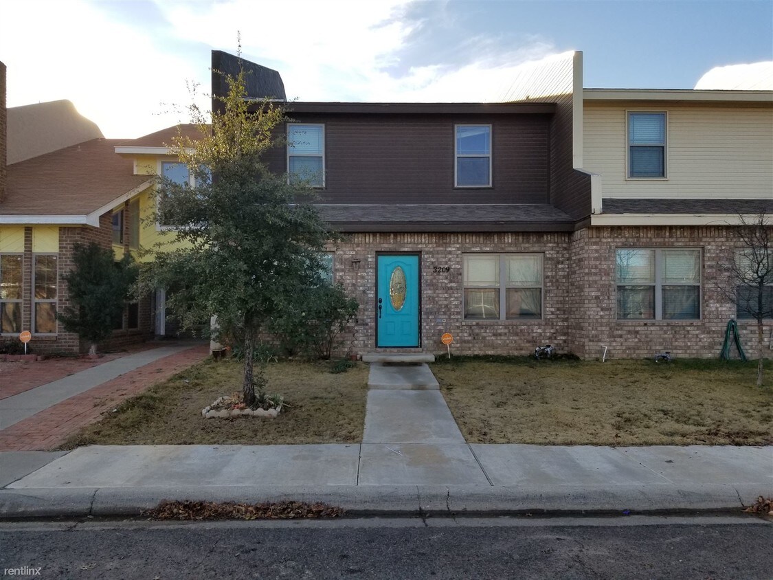 Primary Photo - 3 br, 2.5 bath Townhome - 3209 Whittle Way