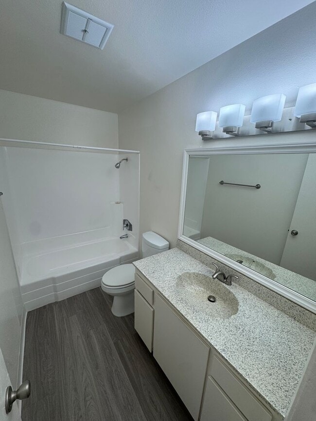 Interior Photo - 156 Arbor Park Apartments