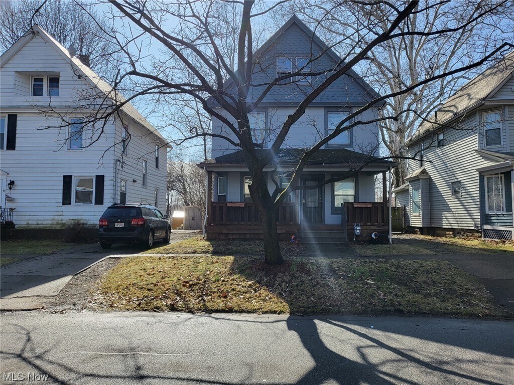 Primary Photo - 261 Harrison St