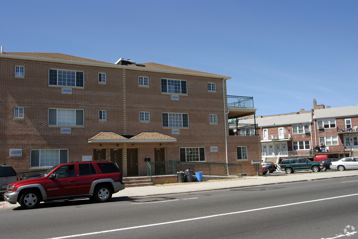 89068908 S Conduit Ave, Howard Beach, NY 11414 Apartments in