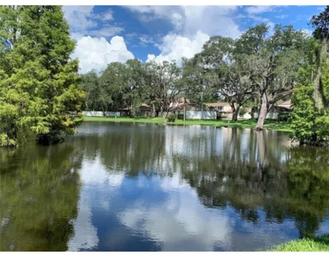 Foto del edificio - 8001 Hibiscus Dr