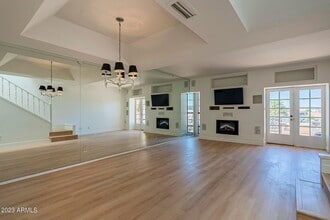 Building Photo - 2921 E Keim Dr