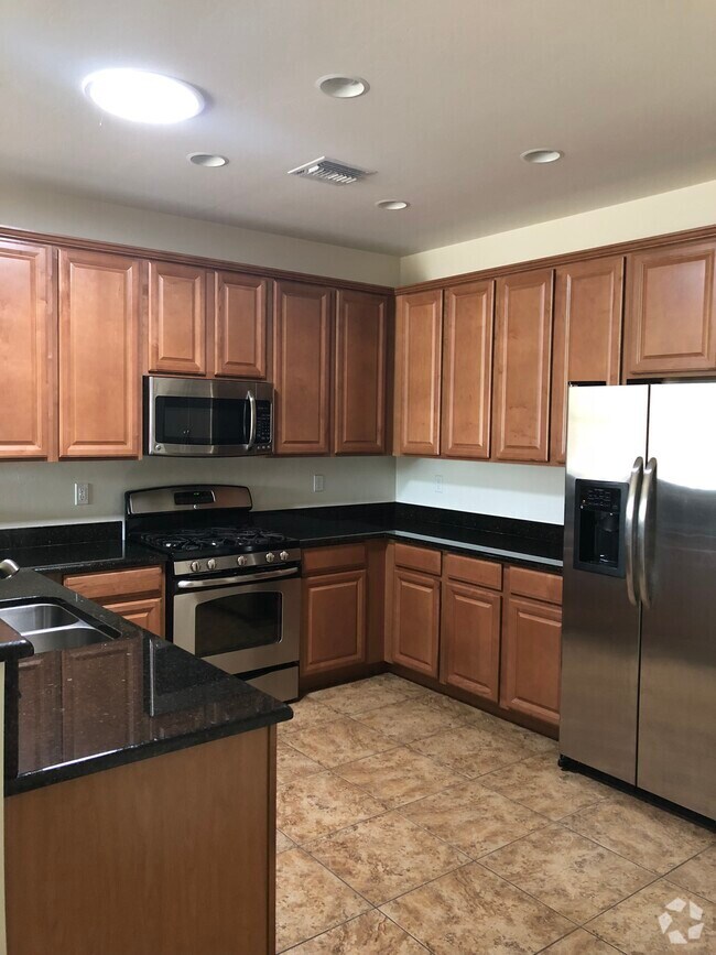 The Bluffs at Rancho del Lago Apartments under 1,000 Vail, AZ 3