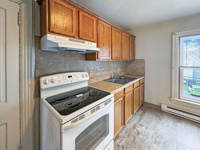 Foto del edificio - 639 Washington Blvd