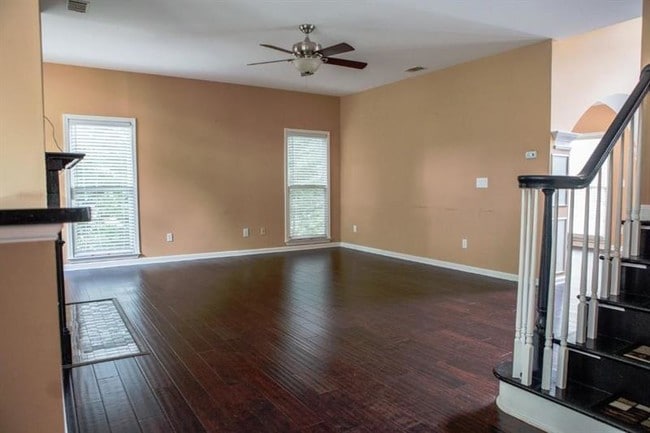 Building Photo - 7240 Amberleigh Way