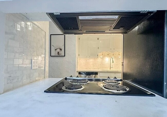 Photo - 1 Bed 1 Bath Condo with Community Pool and...