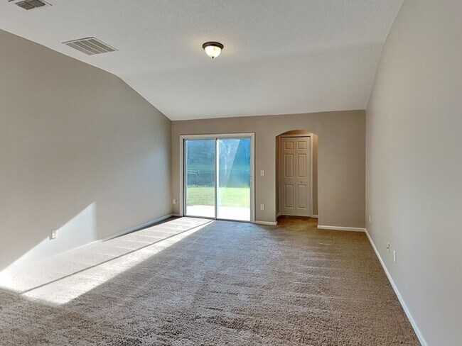 Building Photo - NEW PRICE