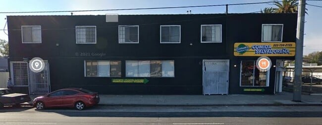 Foto del edificio - 3551 S Western Ave