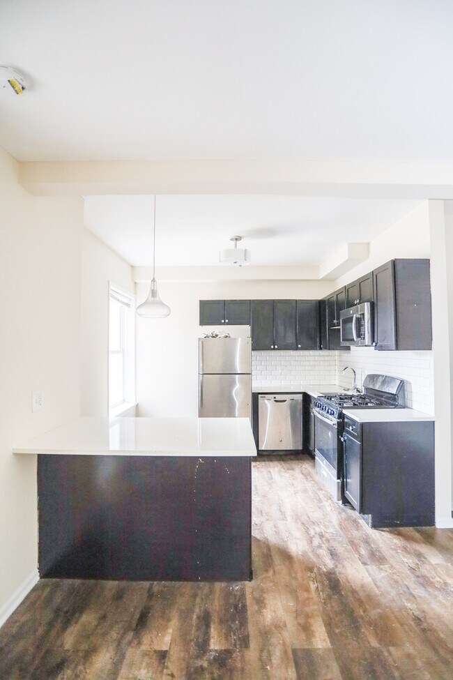 Foto del edificio - 4400 N Magnolia Ave