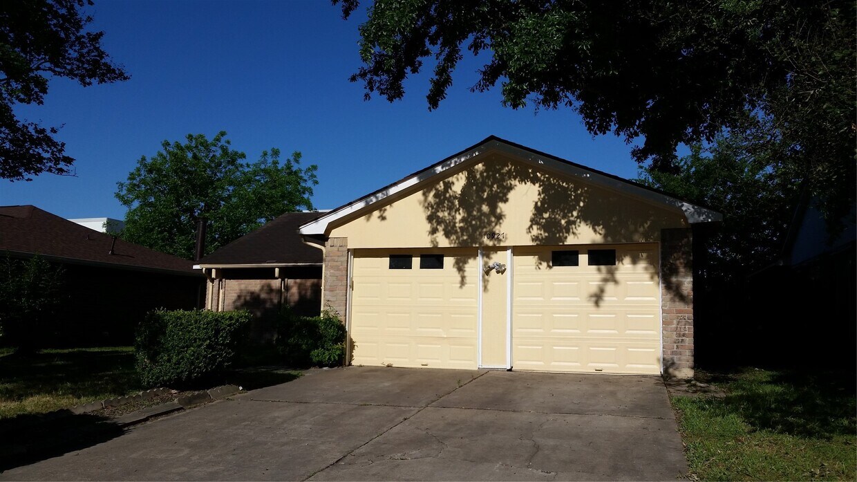 Foto principal - 10927 Wilkenburg Dr
