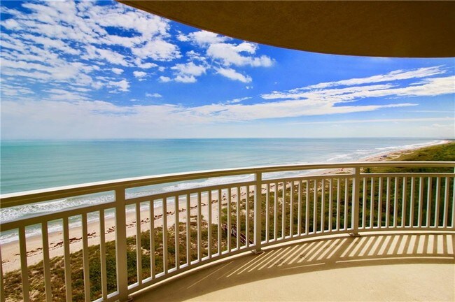 Building Photo - 3702 N Hwy A1A