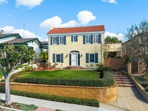 Building Photo - 268 St Joseph Ave