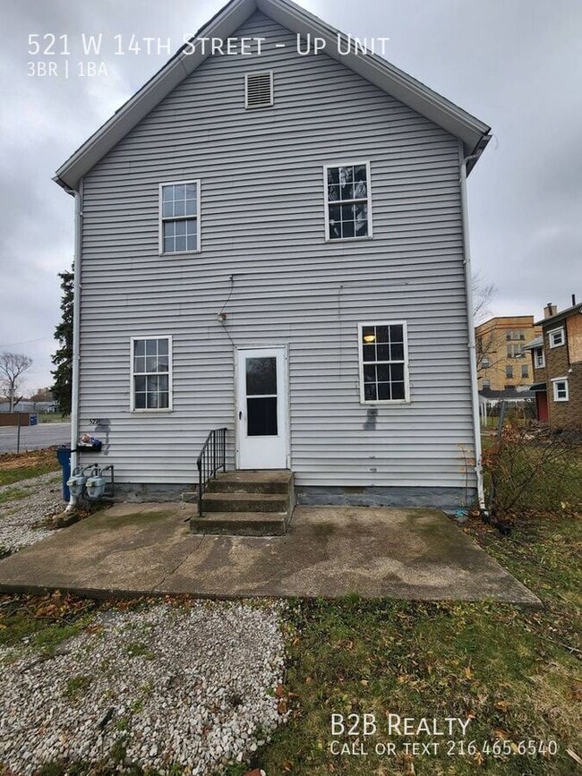 Building Photo - 521 W 14th St