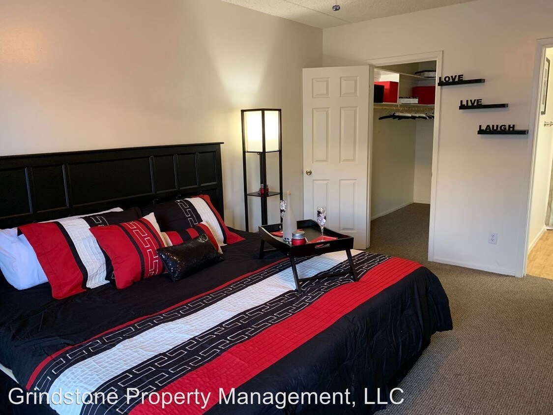 Foto principal - 3710-3730 E Bellevue St
