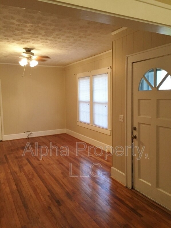 Photo - 304 Donnybrook Ave House