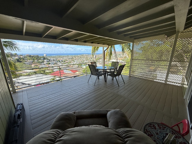 Building Photo - 3836 Pukalani Pl