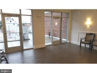Building Photo - 4500 Linden Hill Rd