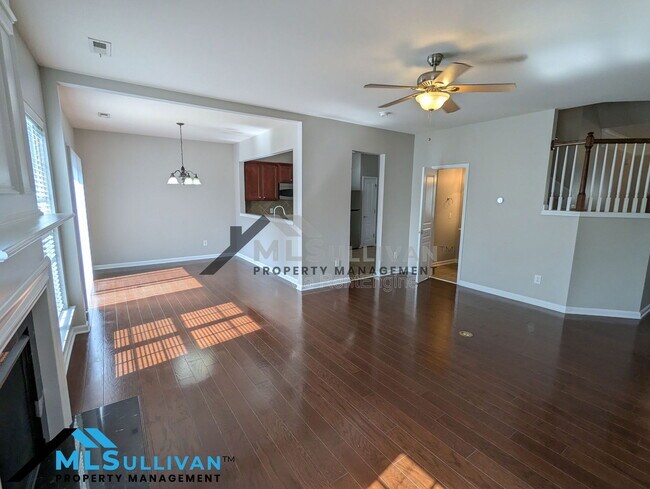 Foto del edificio - 8219 Saltwood Pl