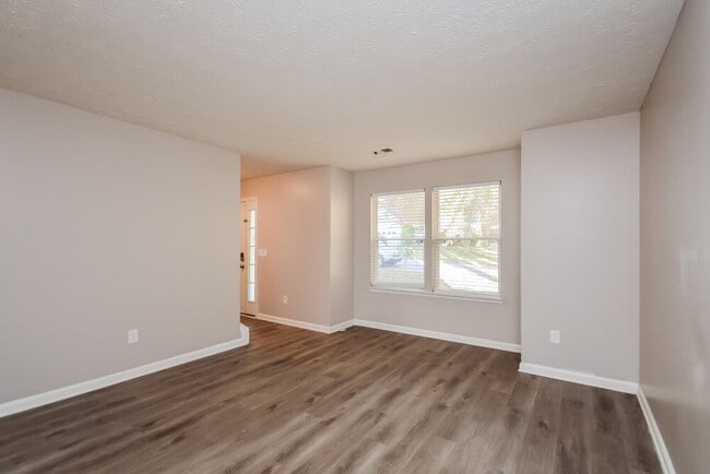 Building Photo - 1693 Laurel Creek Cir