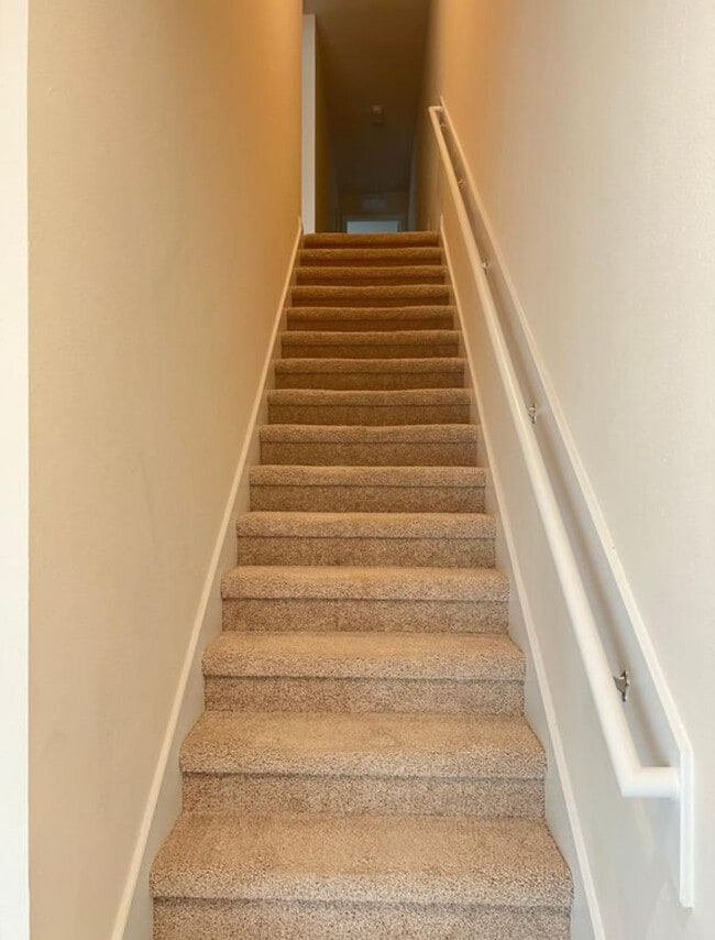 Foto del edificio - 131 Pomona Wy