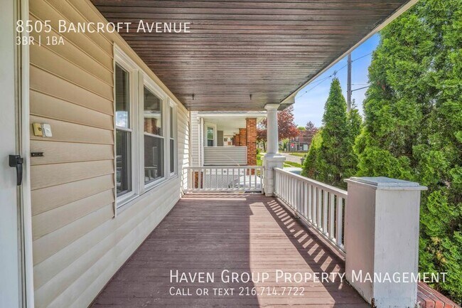 Foto del edificio - 8505 Bancroft Ave