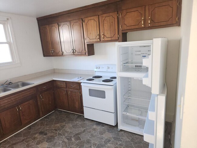 Foto del edificio - 1 Bedroom, 1 Bathroom Quadplex in Petersburg just off of Rt. 460