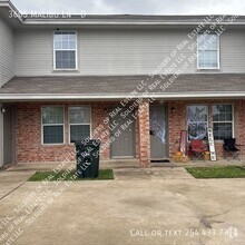 Building Photo - 3605 Malibu Ln