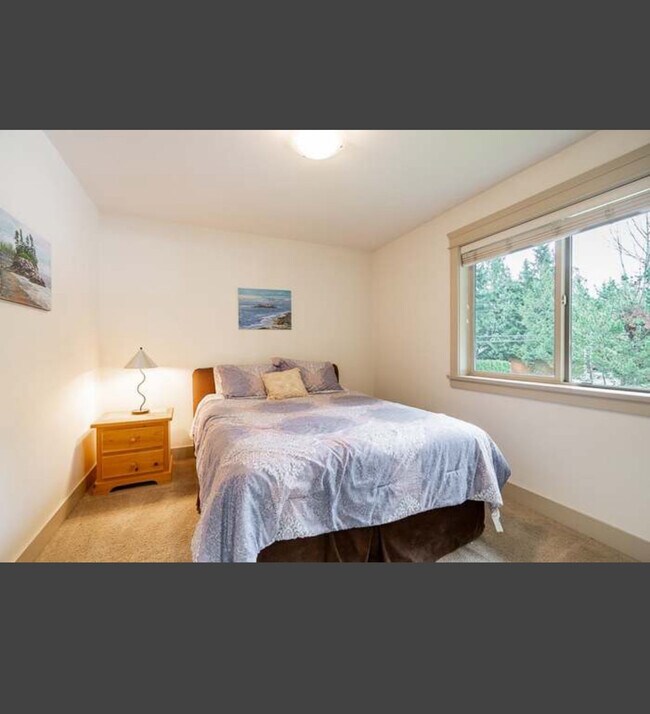 Photo du bâtiment - Beautiful home for Rent in Langley