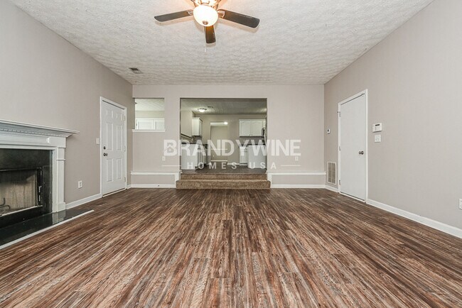 Building Photo - 1511 Mine Run