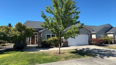 Building Photo - 108 Sandridge Way