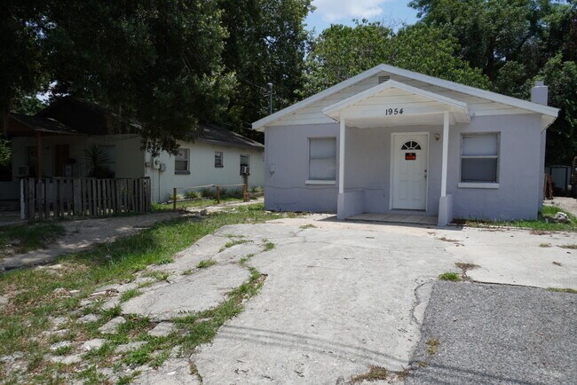 Building Photo - 1954 NW 1st St