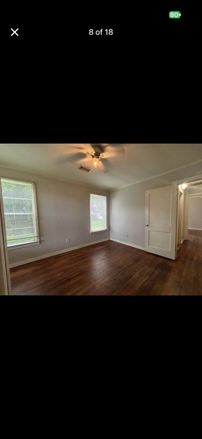 Foto del edificio - 4205 Spurgeon Dr