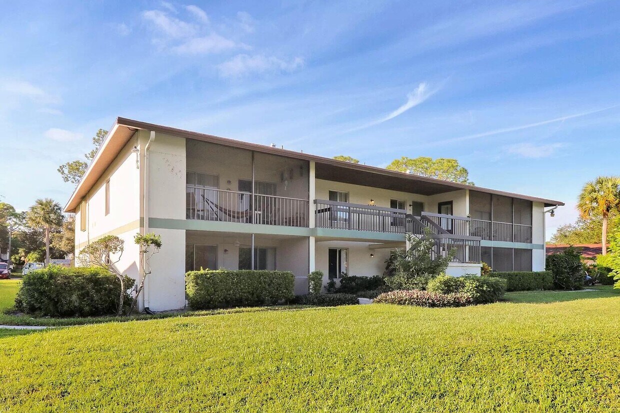 Foto principal - 6341 Chasewood Dr
