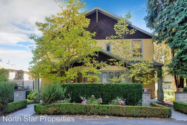 Building Photo - 3 br, 3 bath House - 577 5th St