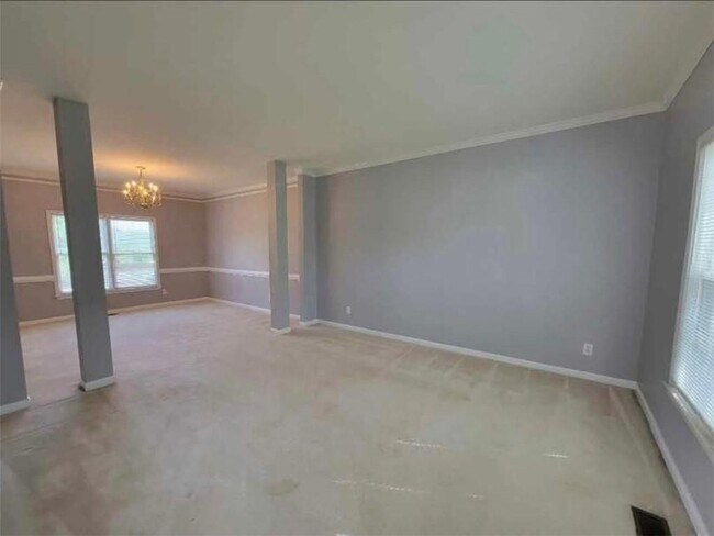 Foto del edificio - 2675 Wyndham Pl Dr NW