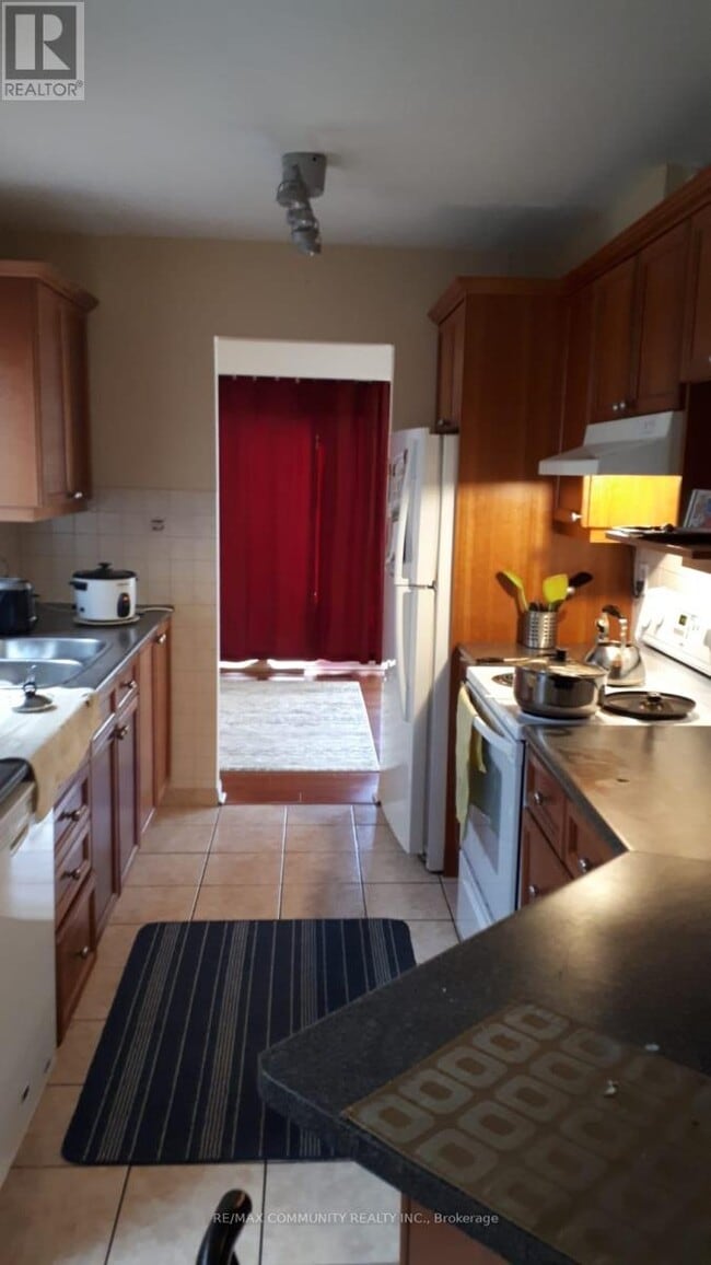 Photo du bâtiment - 172 Bellamy Rd N