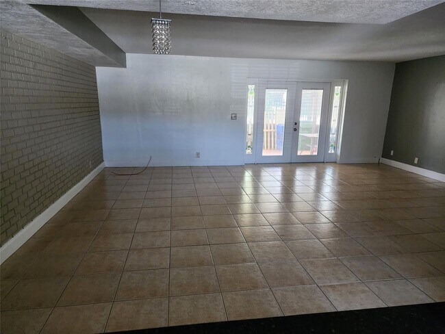 Foto del edificio - 2619 NW 47th Ln