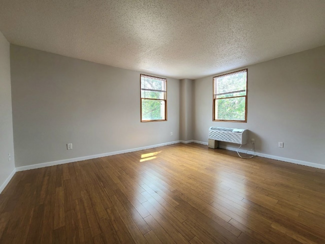 Foto del edificio - 22 W 25th St