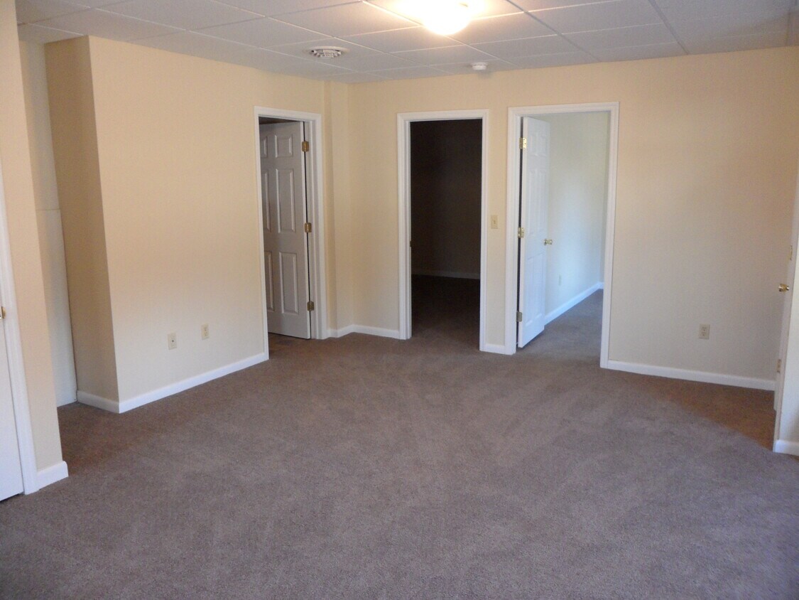 292 Mansion St Unit D, Coxsackie, NY 12051 Apartments in Coxsackie