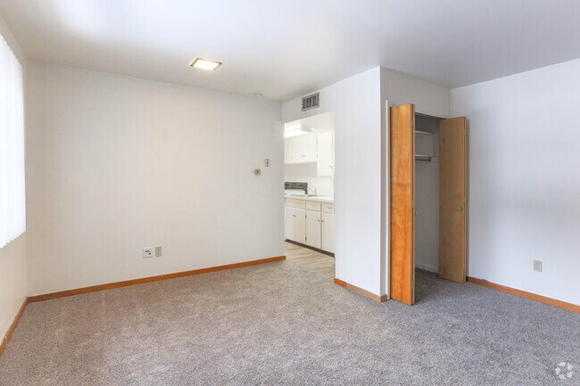 El Claro - Vivir - Highland Apartments (Highland Caddis, LLC)