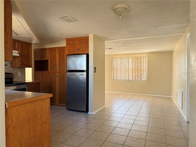 Foto del edificio - 7303 Deerfield Dr