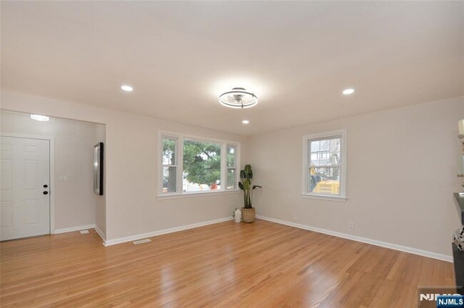 Foto del edificio - 16 Liberty St