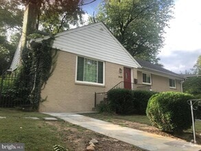 Building Photo - 3528 Military Rd
