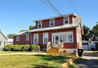 Building Photo - 122 Beechwood Ave