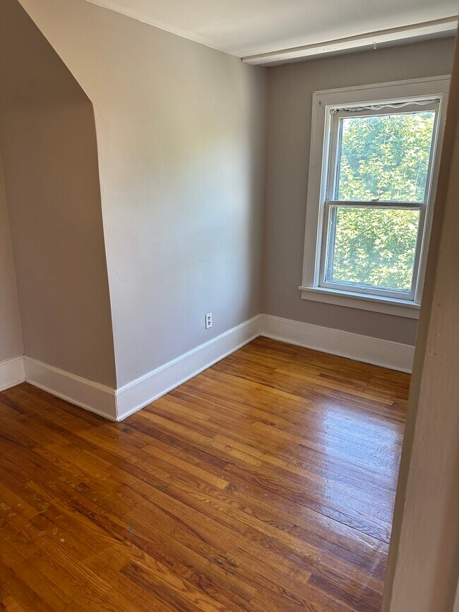 Foto del edificio - 15 LLC-44 Elm Street