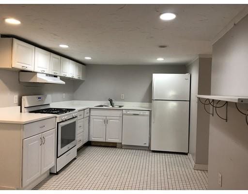 Building Photo - 54 M St