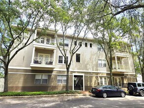 Building Photo - 4833 SW 91st Terrace