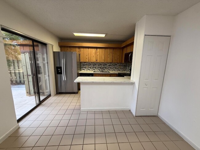 Building Photo - 1640 Forest Lakes Cir